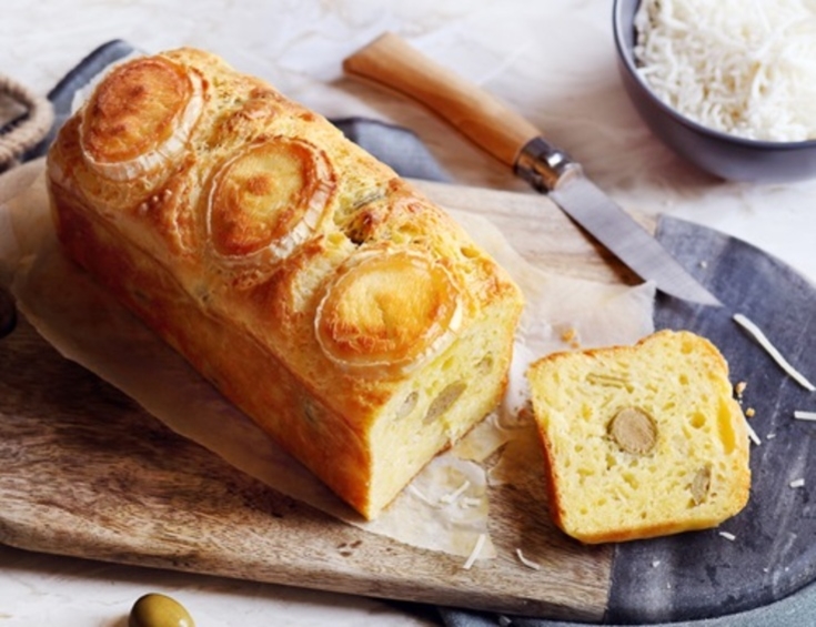 Recette cake aux olives gruyère et chèvre