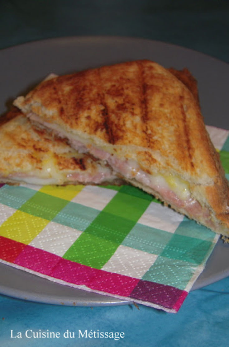 Croque monsieur jambon chèvre miel moutarde