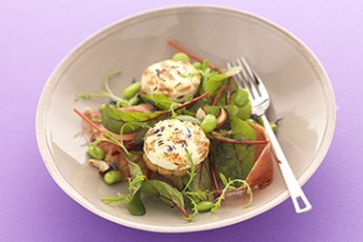 Salade de toasts de chèvre rôti au cumin