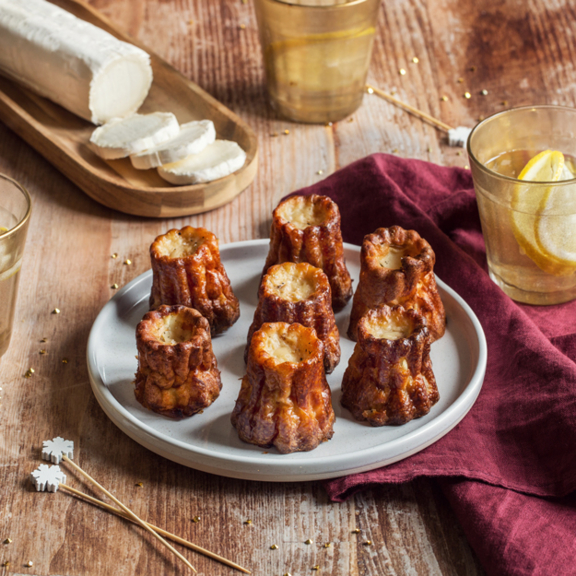Cannelés chèvre et confit d'oignons