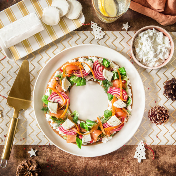 Couronne de Noël au saumon fumé et Fouetté de chèvre