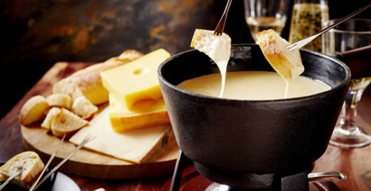 Fondue fromagère à la meule de chèvre