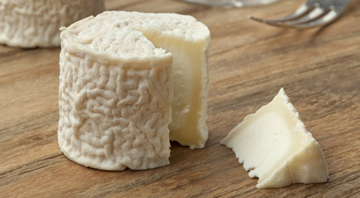 Découpe d’un crottin de chavignol