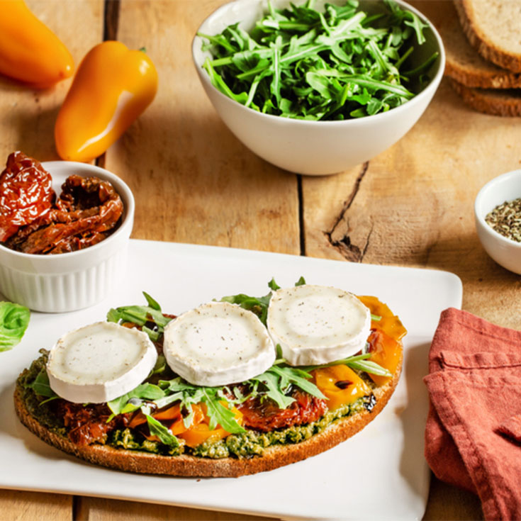 Tartines aux légumes confits et chèvre