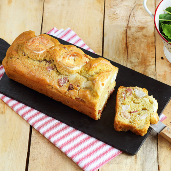 Cake chèvre et jambon fumé