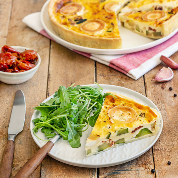 Quiche aux courgettes, tomates sechées et chèvre