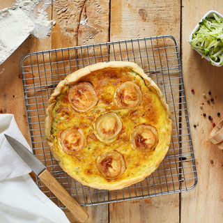 Quiche au chèvre, courgette et lardons