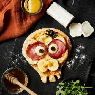 Pizza chèvre miel d'Halloween