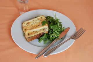 Tartine de fromage de chèvre au cumin