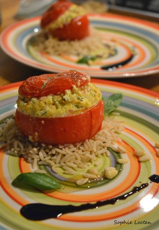 Tomates farcies au chèvre frais